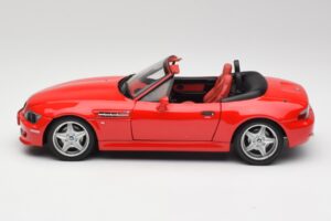 BMW Z3 E36 M Roadster Imola Rosso UT Models 1:18 20411 Pressofusione — immagine 4 di 8