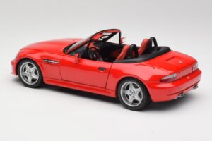 BMW Z3 E36 M Roadster Imola Rosso UT Models 1:18 20411 Pressofusione — immagine 7 di 8