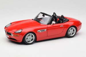 BMW Z8 E52 Roadster Rosso Brillante Bburago 1:18 12032 Pressofusione