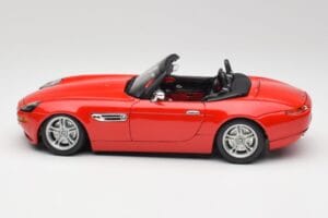 BMW Z8 E52 Rosso Bburago 1:18 Z8001 Pressofusione — immagine 4 di 8