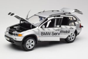 BMW X5 E53 3.0d Service Mobil Kyosho 1:18 80430305646 Pressofusione — immagine 2 di 8