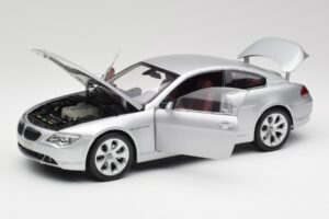 BMW 645Ci E63 Argento Kyosho 1:18 80430153285 Pressofusione — immagine 2 di 8