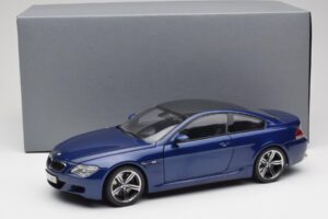 BMW M6 E63 Blu Kyosho 1:18 80430413351 Pressofusione — immagine 8 di 8