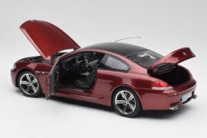 BMW M6 E63 Rosso Kyosho 1:18 80430398134 Pressofusione — immagine 5 di 8