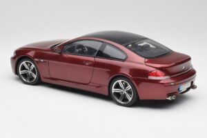 BMW M6 E63 Rosso Kyosho 1:18 80430398134 Pressofusione — immagine 7 di 8