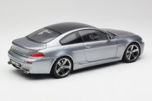 BMW M6 E63 Silver Grigio Kyosho 1:18 08703GR Pressofusione — immagine 3 di 8