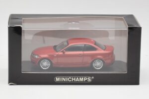 BMW 1M E82 Arancione Minichamps 1:43 413020023 Pressofusione — immagine 5 di 5