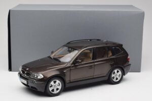 BMW X3 E83 3.0d Marrone Scuro Metallizzato Kyosho 1:18 80430300736 Pressofusione — immagine 8 di 8