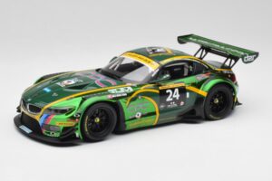 BMW Z4 E89 GT3 #24 Saudi Falcons K. Al Faisal / A. Binladen Dubai 24 Hours 2013 Minichamps 1:18 151132324 Pressofusione