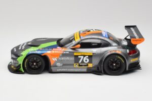 BMW Z4 E89 GT3 #76 Schubert Motorsport Dubai 24 Hours 2014 Minichamps 1:18 151142376 Pressofusione — immagine 3 di 6