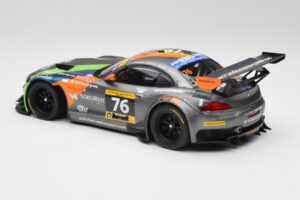 BMW Z4 E89 GT3 #76 Schubert Motorsport Dubai 24 Hours 2014 Minichamps 1:18 151142376 Pressofusione — immagine 5 di 6