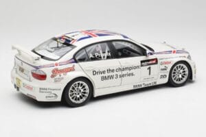 BMW E90 320si #1 A. Priaulx WTCC Champion 2006 Kyosho 1:18 80430429067 Pressofusione — immagine 3 di 8