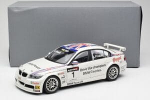 BMW E90 320si #1 A. Priaulx WTCC Champion 2006 Kyosho 1:18 80430429067 Pressofusione — immagine 8 di 8