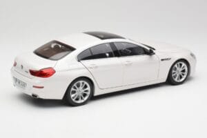 BMW 6 F06 Gran Coupe Mineral Bianco Paragon 1:18 80432218741 Pressofusione — immagine 3 di 8