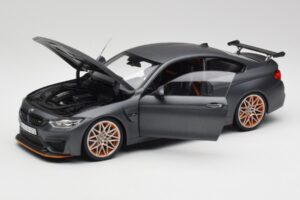 BMW M4 F82 GTS Frozen Grigio Minichamps 1:18 80432411555 Pressofusione — immagine 2 di 8