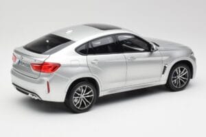 BMW X6 M F86 Argento Norev 1:18 183200 Pressofusione — immagine 3 di 8