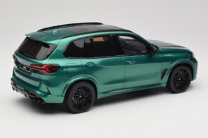 BMW X5 M G05 Competition Isle of Man Green GT Spirit 1:18 GT490 Resina — immagine 2 di 6