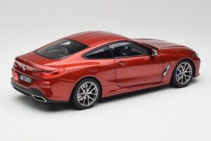 BMW M850i G15 Arancione Metallizzato Norev 1:18 183285 Pressofusione — immagine 3 di 8