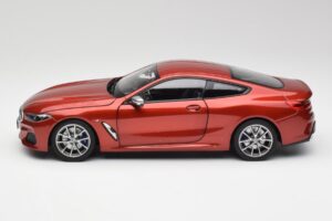 BMW M850i G15 Arancione Metallizzato Norev 1:18 183285 Pressofusione — immagine 4 di 8