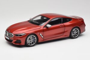 BMW M850i G15 Arancione Metallizzato Norev 1:18 183285 Pressofusione