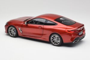 BMW M850i G15 Arancione Metallizzato Norev 1:18 183285 Pressofusione — immagine 7 di 8