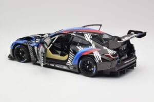 BMW M4 GT3 G82 #1 Test Version 2021 Minichamps 1:18 113222003 Pressofusione — immagine 5 di 8
