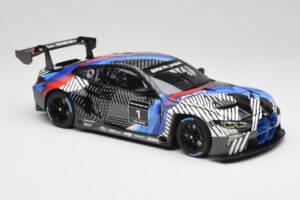 BMW M4 GT3 G82 #1 Test Version 2021 Minichamps 1:18 113222003 Pressofusione — immagine 6 di 8