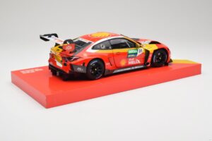 BMW M4 GT3 G82 #31 S. van der Linde Team Schubert DTM Champion 2022 Minichamps 1:18 113222331 Pressofusione — immagine 3 di 8