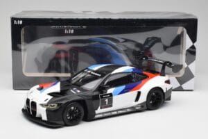 BMW M4 GT3 Presentation Car 2021 Minichamps 1:18 155212000 Pressofusione — immagine 6 di 6