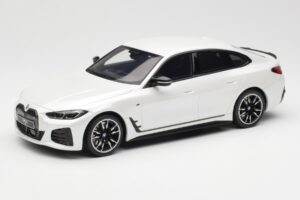 BMW i4 M50 G26 Mineral Bianco Metallizzato Otto 1:18 OT1074 Resina