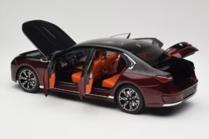 BMW i7 G70 Black & Red Metallic Minichamps 1:18 110023201 Pressofusione — immagine 5 di 8