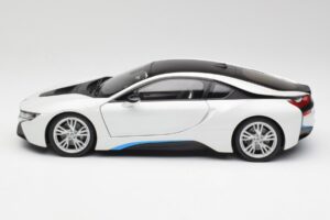 BMW i8 Crystal Bianco Paragon 1:18 80432336841 Pressofusione — immagine 4 di 8