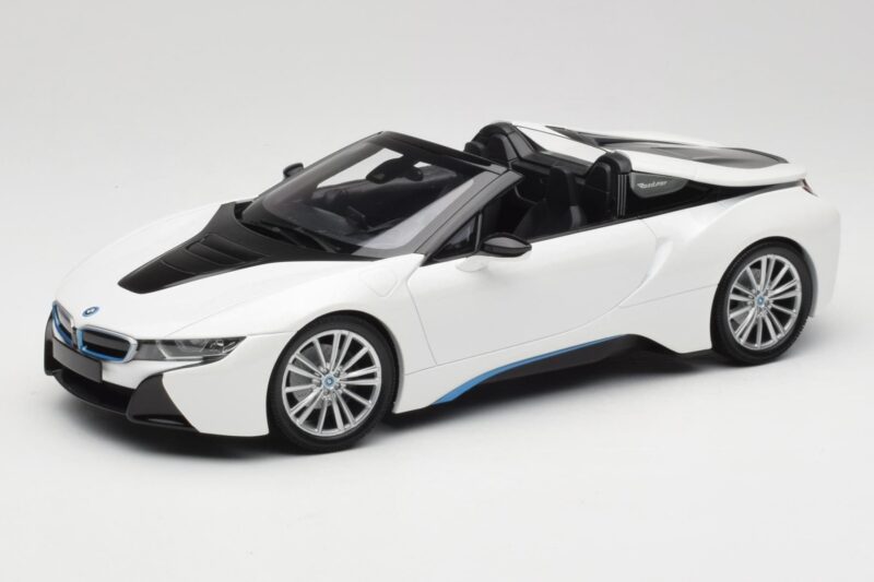 BMW i8 Roadster I15 Bianco Metallizzato Minichamps 1:18 155027031 Pressofusione