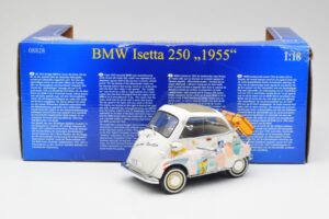 BMW Isetta 250 Revell 1:18 8828 Pressofusione — immagine 8 di 8