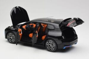 BMW iX Sapphire Black Minichamps 1:18 110023101 Pressofusione — immagine 5 di 8
