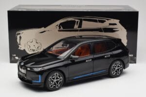 BMW iX Sapphire Black Minichamps 1:18 110023101 Pressofusione — immagine 8 di 8