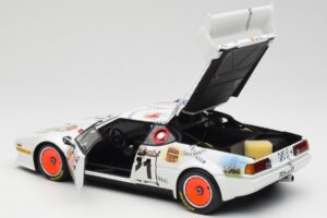 BMW M1 #83 Danner Bayern C. Danner / L. Oberndorfer 24 Hours of Le Mans 1981 Minichamps 1:18 80430306592 Pressofusione — immagine 5 di 8