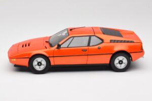 BMW M1 Arancione Minichamps 1:18 80432411549 Pressofusione — immagine 4 di 8