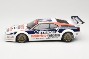 BMW M1 Schnitzer #2 H-J. Stuck Winner Deutsche Automobil Rennsport Trophy Zolder 1982 Minichamps 1:18 155822902 Pressofusione — immagine 3 di 6