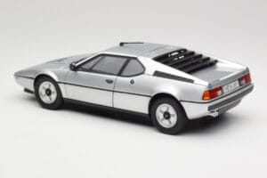 BMW M1 Argento Metallizzato Norev 1:18 183226 Pressofusione — immagine 7 di 8