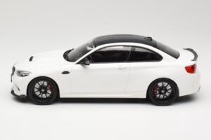 BMW M2 CS F87 Bianco con cerchi neri Minichamps 1:18 155021025 Pressofusione — immagine 3 di 6