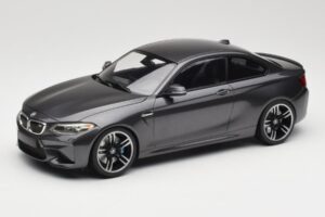 BMW M2 F87 Grey Metallic Minichamps 1:18 155026102 Pressofusione