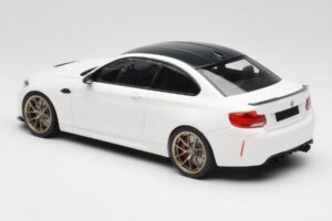 BMW M2 F87 CS Alpine White Cerchi Dorati Minichamps 1:18 155021020 Pressofusione — immagine 5 di 6