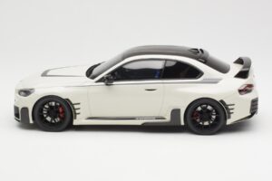 BMW M2 G87 M Performance Bianco GT Spirit 1:18 GT476 Resina — immagine 3 di 6