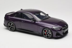 BMW M240i G42 Thundernight Metallic GT Spirit 1:18 GT504 Resina — immagine 4 di 6