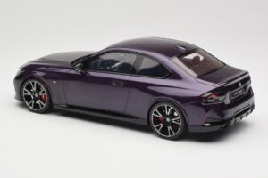 BMW M240i G42 Thundernight Metallic GT Spirit 1:18 GT504 Resina — immagine 5 di 6