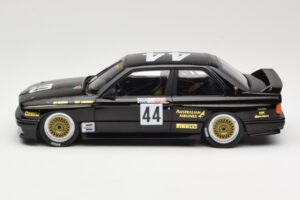 BMW M3 E30 JPS Team BMW #44 J. Richards / T. Longhurst Class Winners Bathurst 1000 1987 Minichamps 1:18 155872044 Pressofusio — immagine 3 di 6