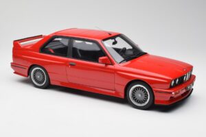 BMW M3 E30 Sport Evolution Rosso Otto 1:12 G033 Resina — immagine 4 di 6