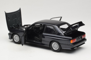 BMW M3 E30 Sport Evolution Blue Metallic Minichamps 1:18 180020308 Pressofusione — immagine 5 di 8