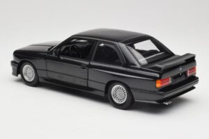 BMW M3 E30 Black Metallic Minichamps 1:18 180020306 Pressofusione — immagine 7 di 8